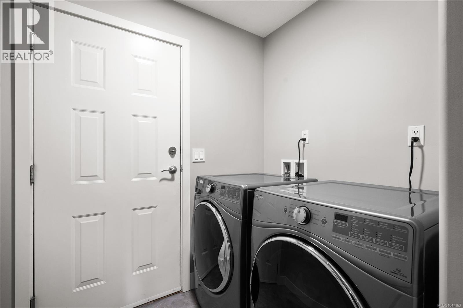 923 Whisperwind Pl - Image 41