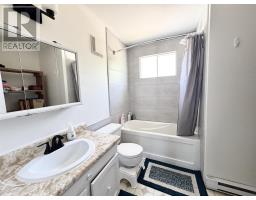 Laundry room - 38 Richard St, Chapleau, ON P0M1K0 Photo 9