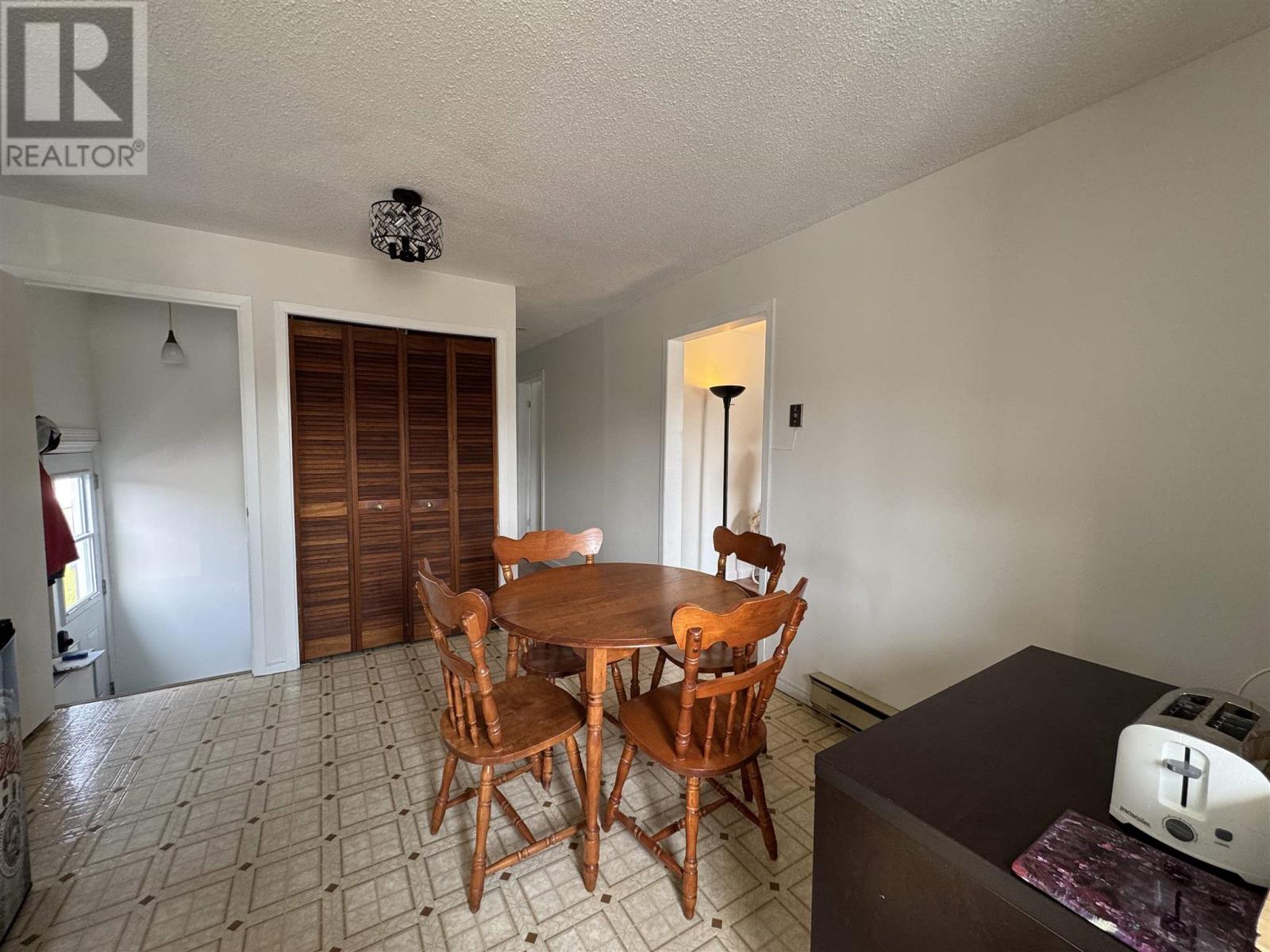38 Richard ST - Image 8