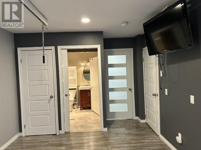 200 MacDonald AVE - 16