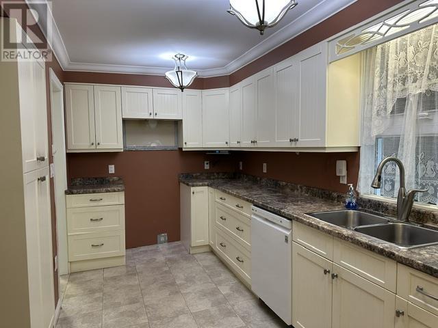 200 MacDonald AVE - Image 11