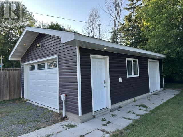 200 MacDonald AVE - Image 3