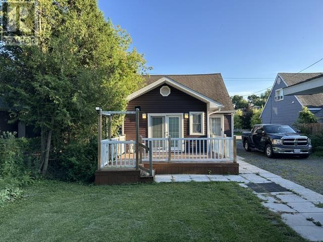 200 MacDonald AVE - 37