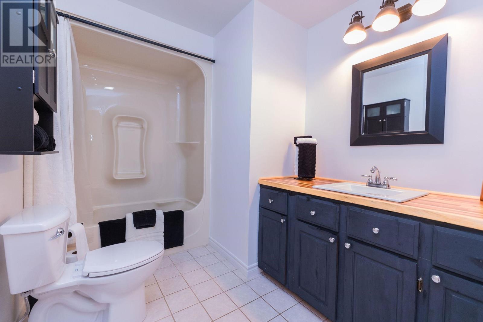 3882 Hamilton DR - 30