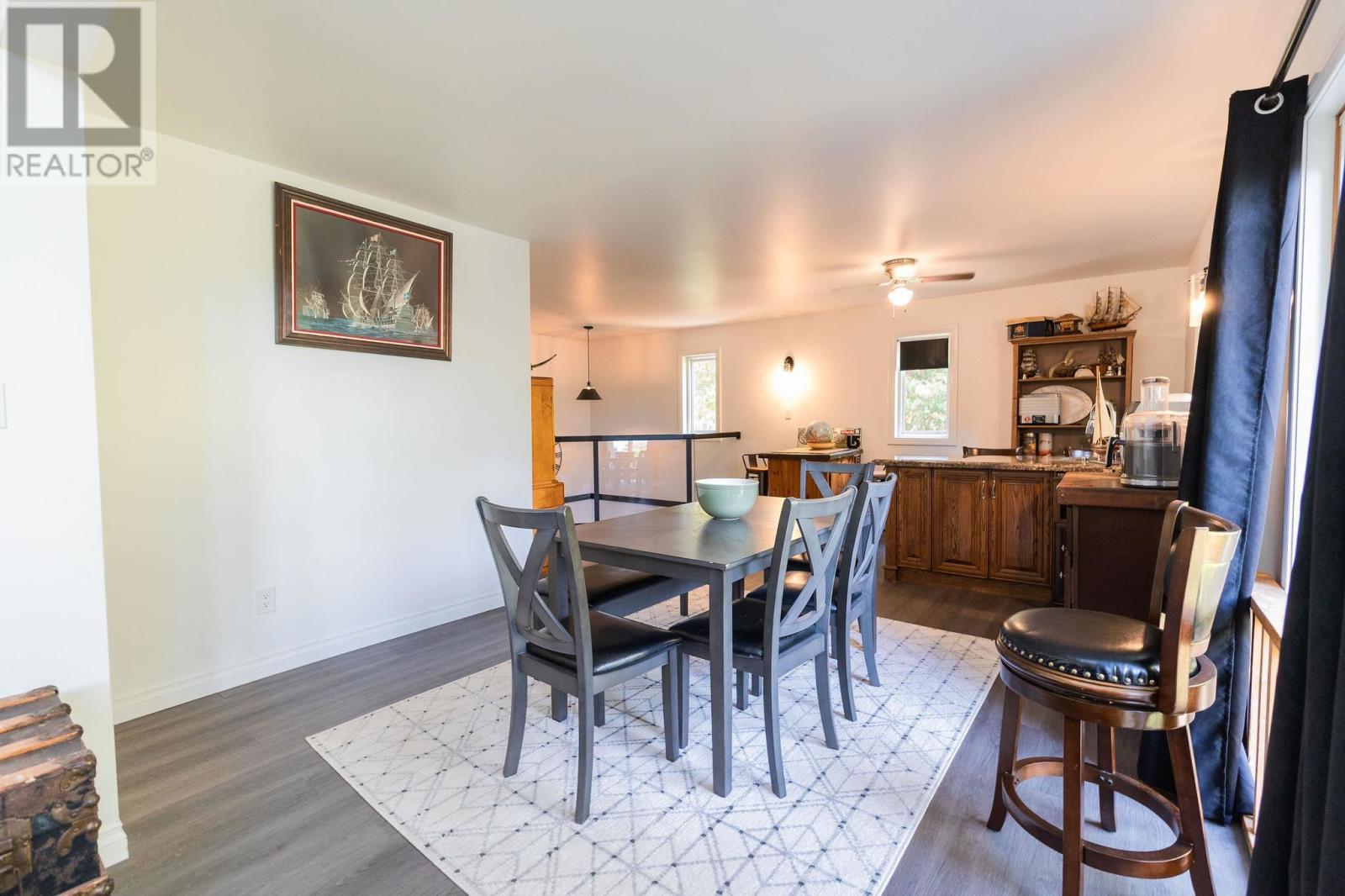 3882 Hamilton DR - 37