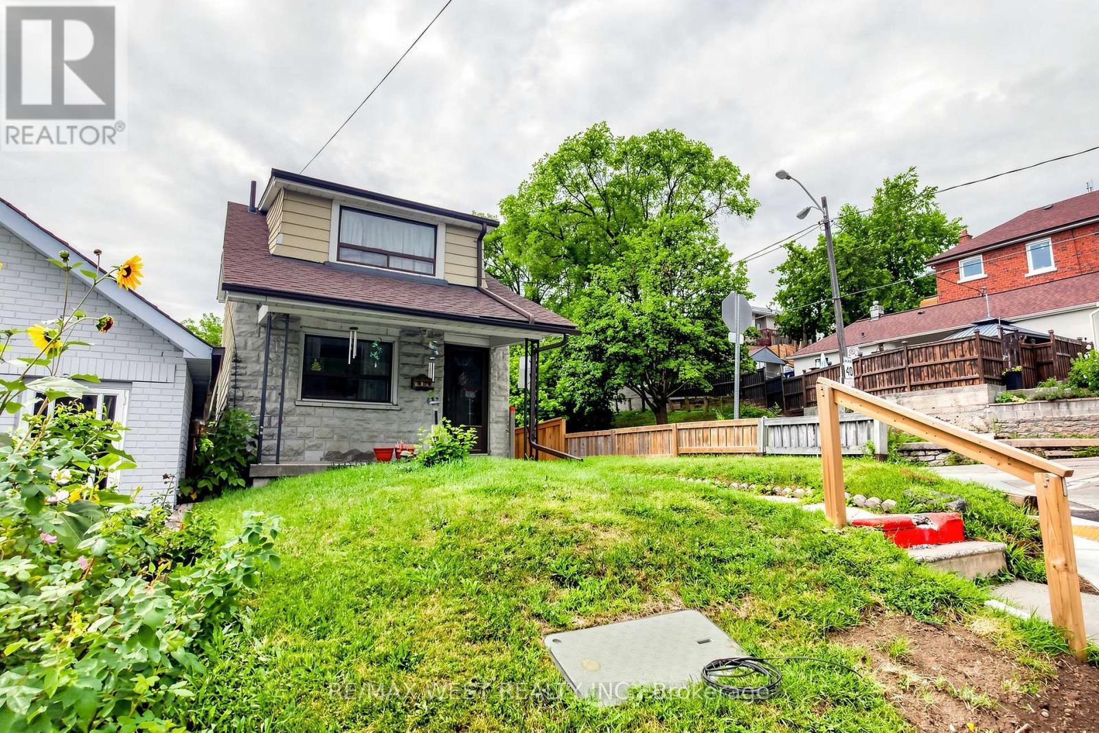 410 SILVERTHORN AVENUE - Image 7