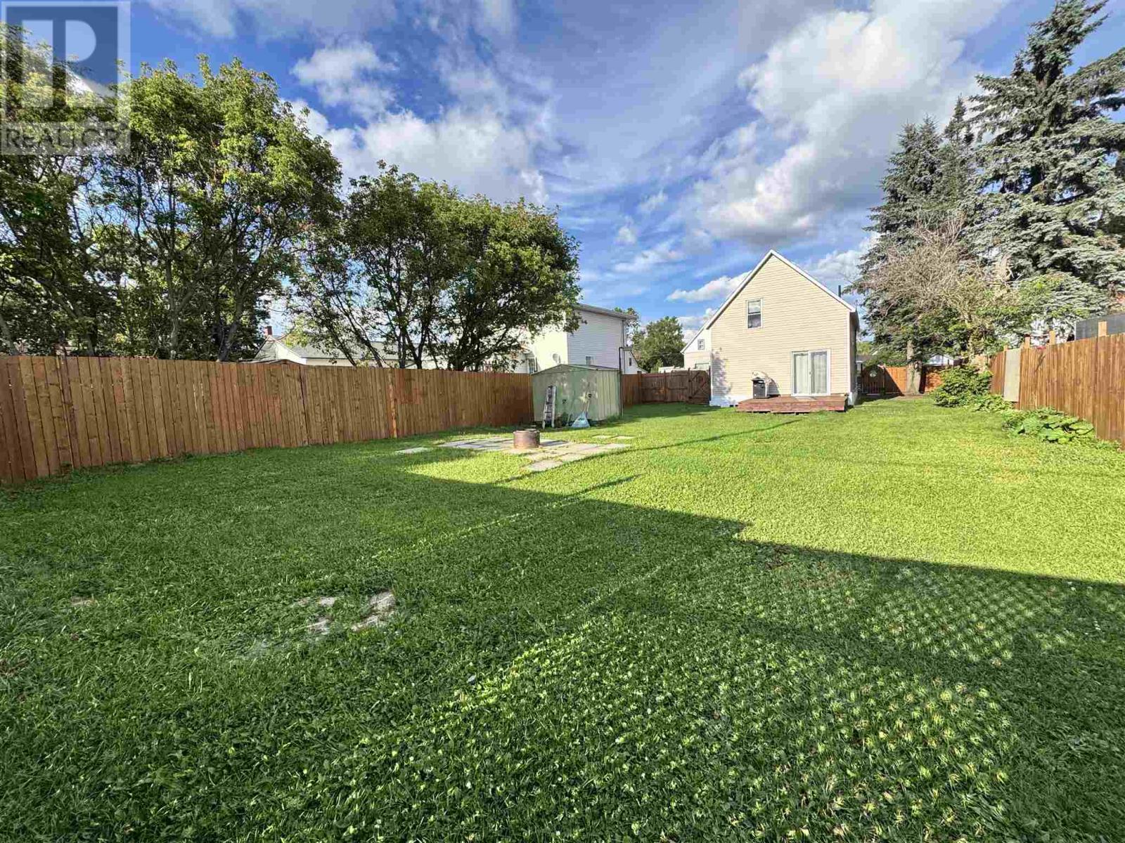 73 Lansdowne ST - 24
