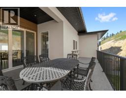 695 Deans Drive, Kelowna, BC V1P1A1 Photo 20