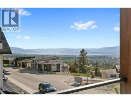 3pc Bathroom - 695 Deans Drive, Kelowna, BC V1P1A1 Photo 7