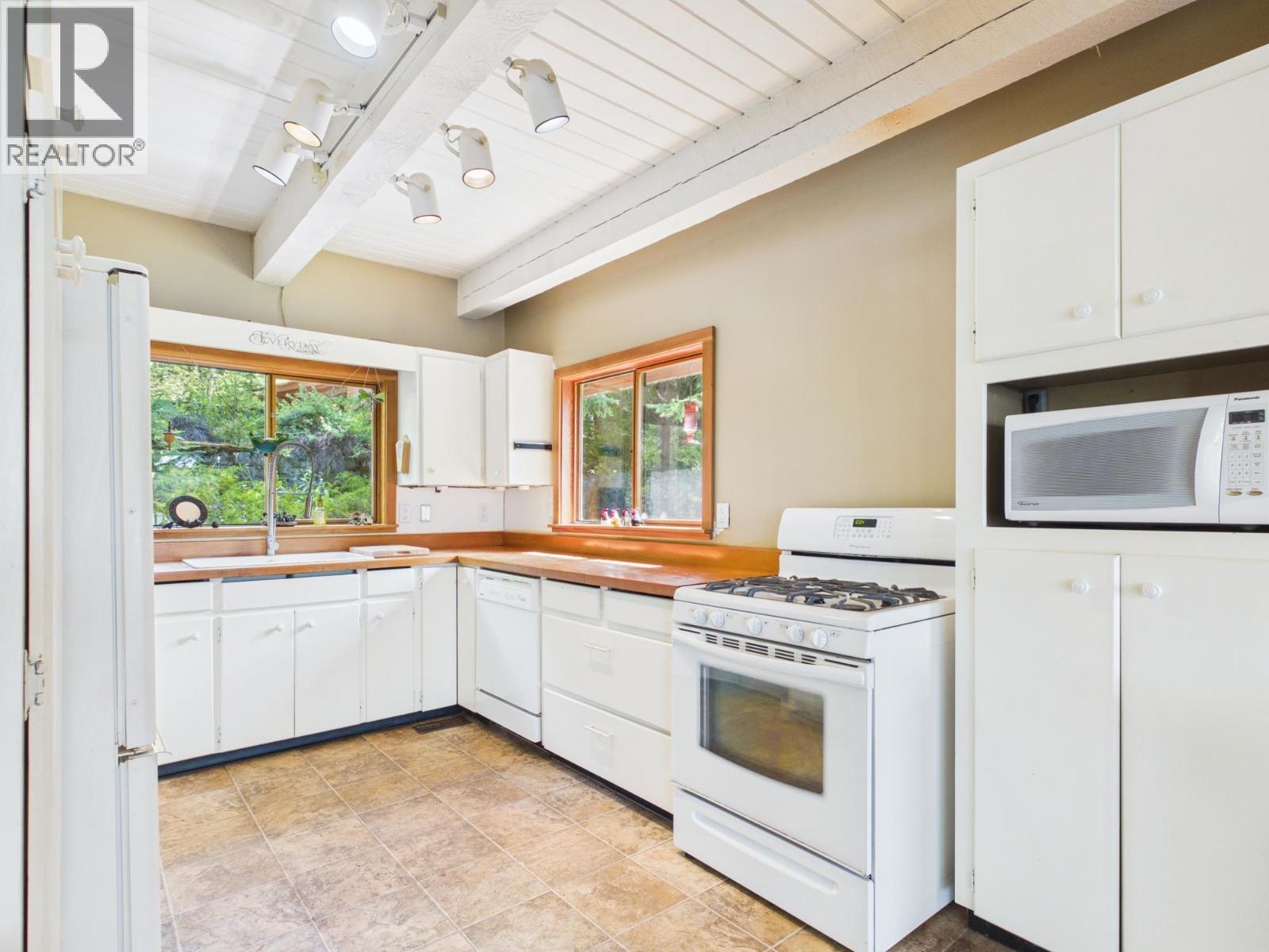 6187 BREMNER ROAD - Image 11