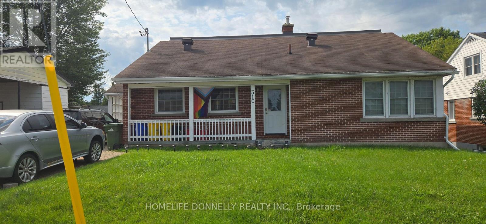 5 Bed, 6 Bath House for Sale in Pembroke – 310 DICKSON STREET, Pembroke – MLS# X13689034 - Image 1