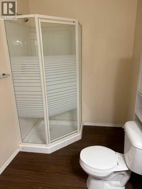 8 Anderson Close - 18