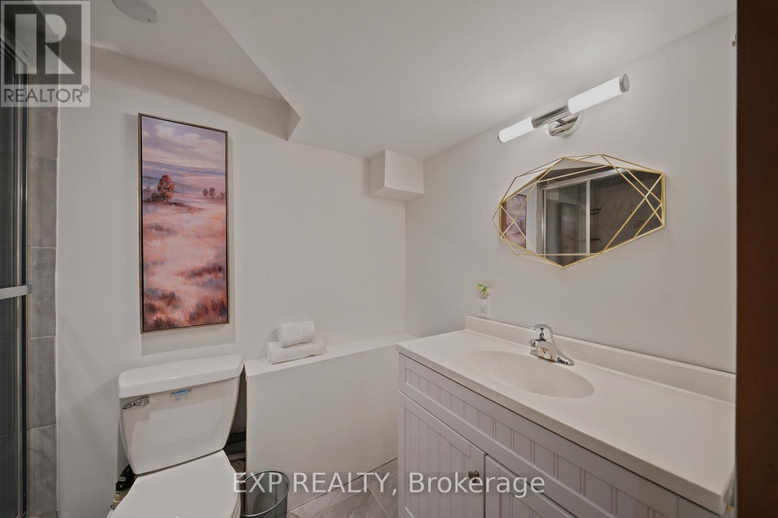3 Bed, 3 Bath House for Sale in Ottawa – 960 QUIGLEY HILL ROAD, Ottawa – MLS# X13689032 - Image 37