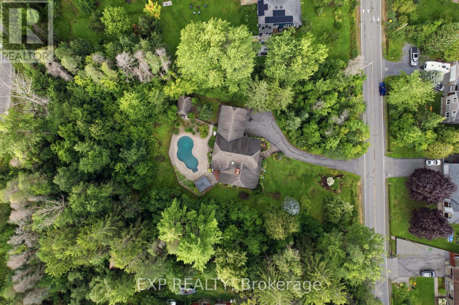 3 Bed, 3 Bath House for Sale in Ottawa – 960 QUIGLEY HILL ROAD, Ottawa – MLS# X13689032 - Image 46