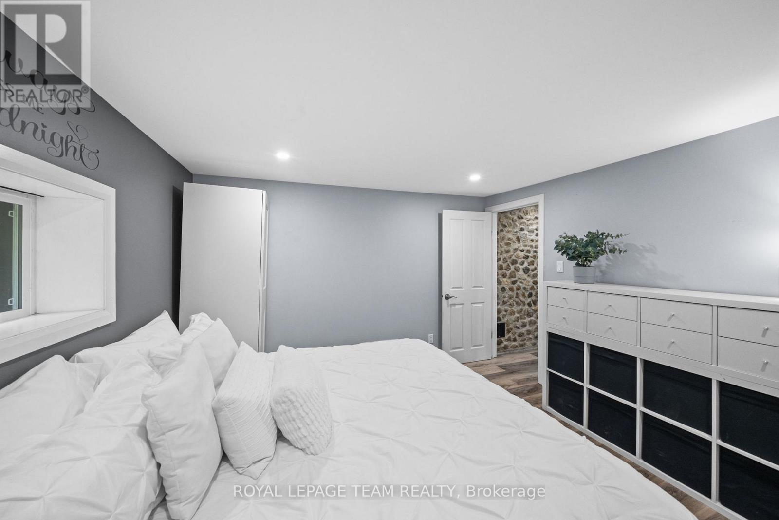 16509 CEDARVALE ROAD - 18