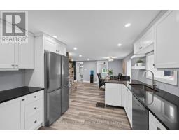Kitchen - 16509 Cedarvale Road, North Stormont, ON K0C1Y0 Photo 13