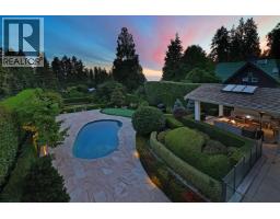 2920 Mathers Avenue, West Vancouver, BC V7V2K1 Photo 9