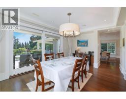 2920 Mathers Avenue, West Vancouver, BC V7V2K1 Photo 16
