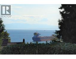 2920 Mathers Avenue, West Vancouver, BC V7V2K1 Photo 40