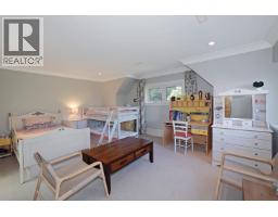 2920 Mathers Avenue, West Vancouver, BC V7V2K1 Photo 36