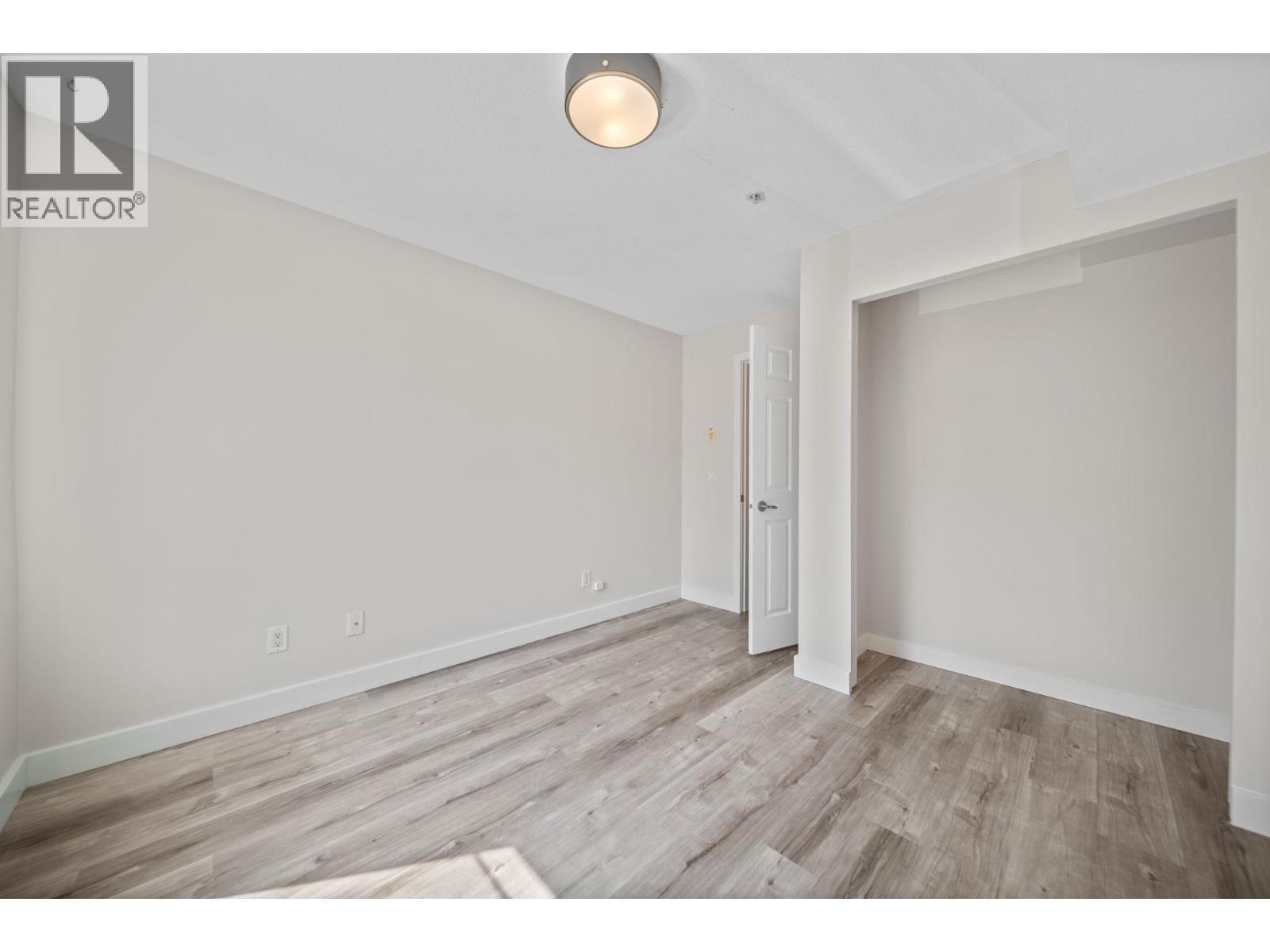3203 240 SHERBROOKE STREET, New Westminster