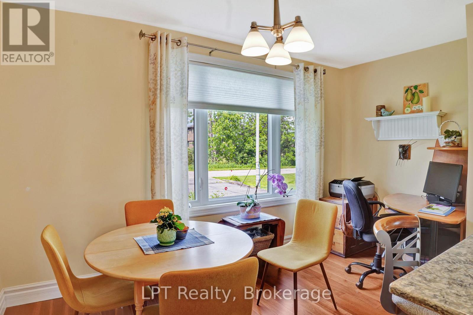 880 16TH STREET W - 14
