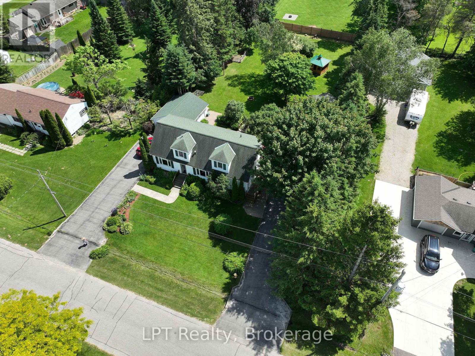 880 16TH STREET W - Image 49