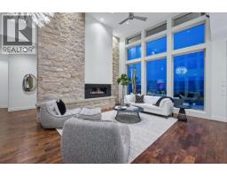 Living room - 451 Swan Drive, Kelowna, BC V1W5L9 Photo 12