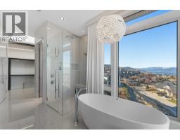 451 Swan Drive, Kelowna, BC V1W5L9 Photo 44