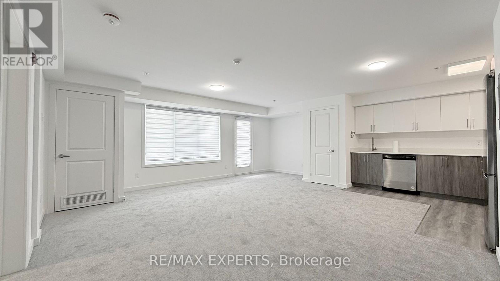 Property for sale at 402 - 45 CONNAUGHT AVENUE