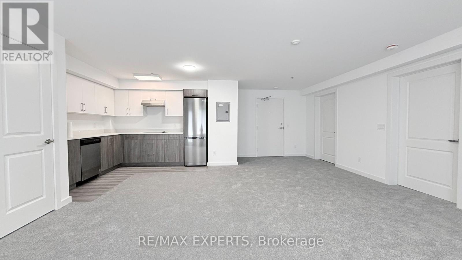 #402 45 CONNAUGHT AVENUE - 7