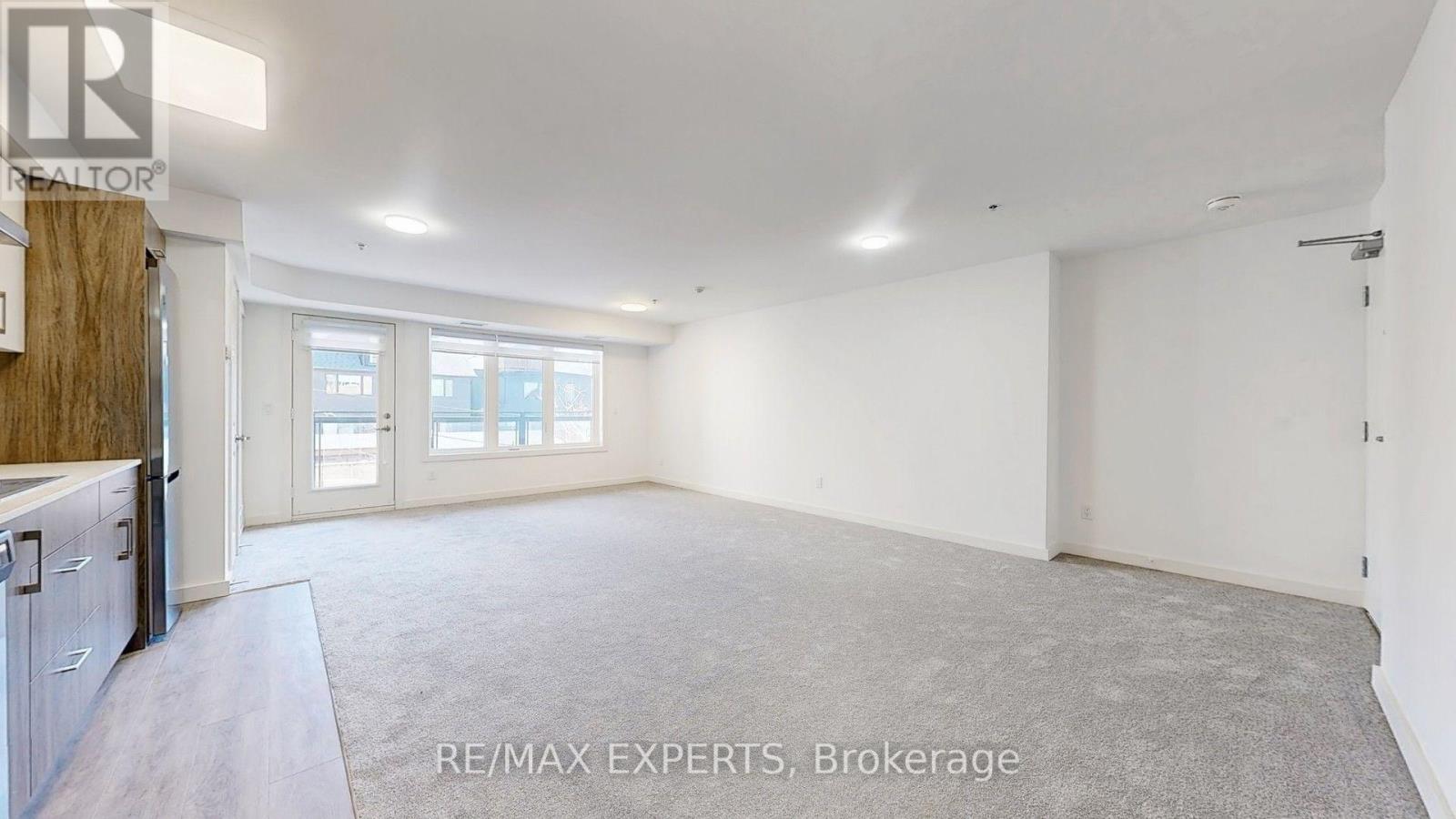 #203 45 CONNAUGHT AVENUE - 1