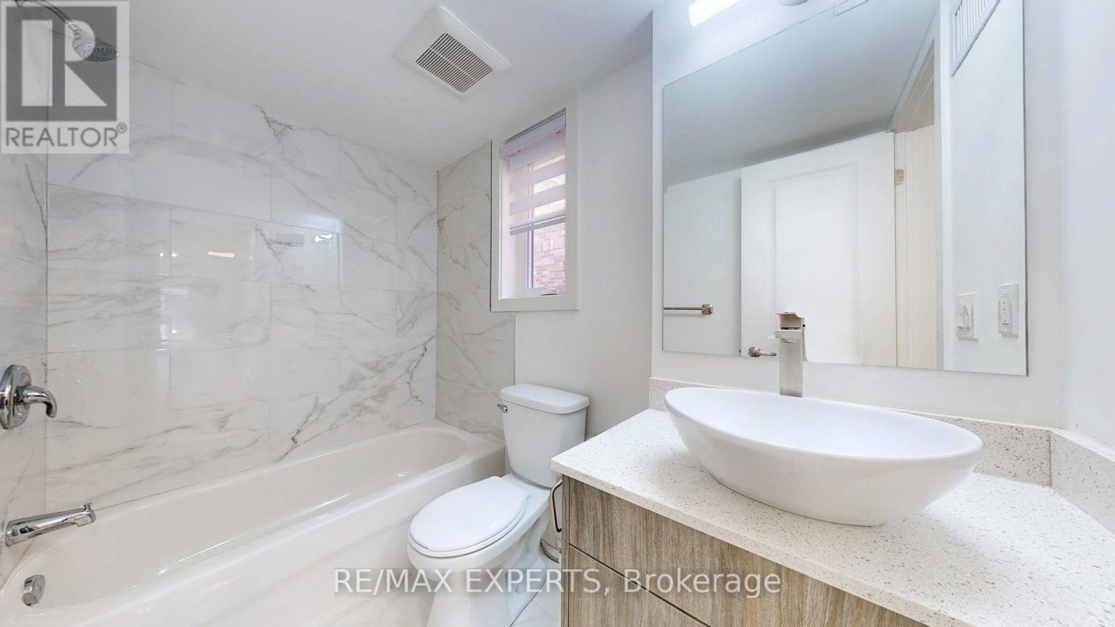 #203 45 CONNAUGHT AVENUE - 11
