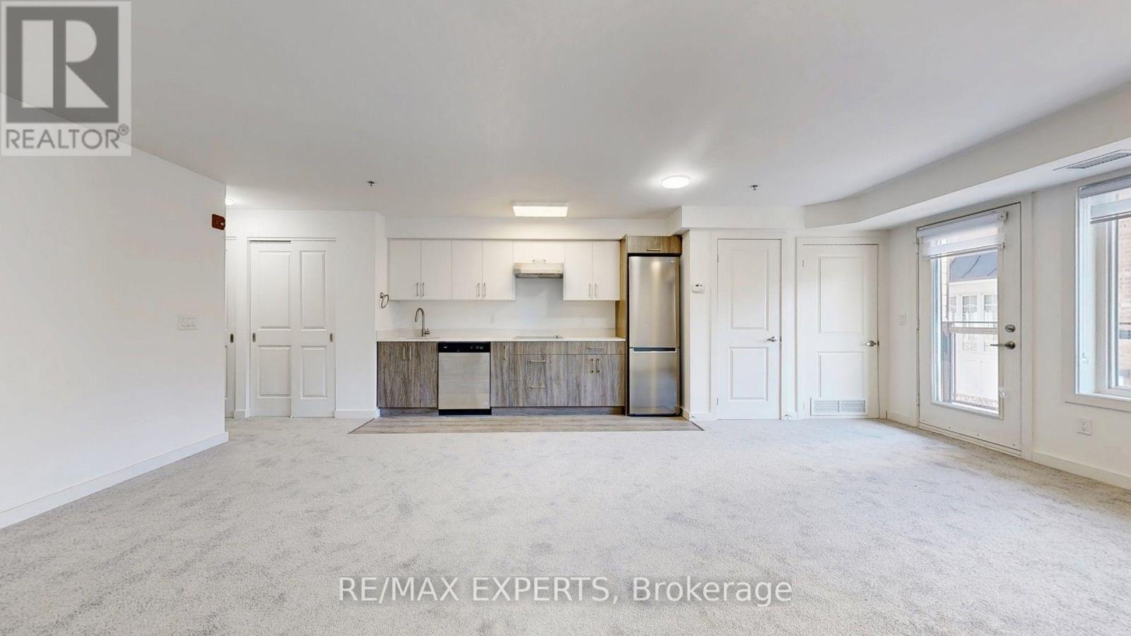 #203 45 CONNAUGHT AVENUE - 4