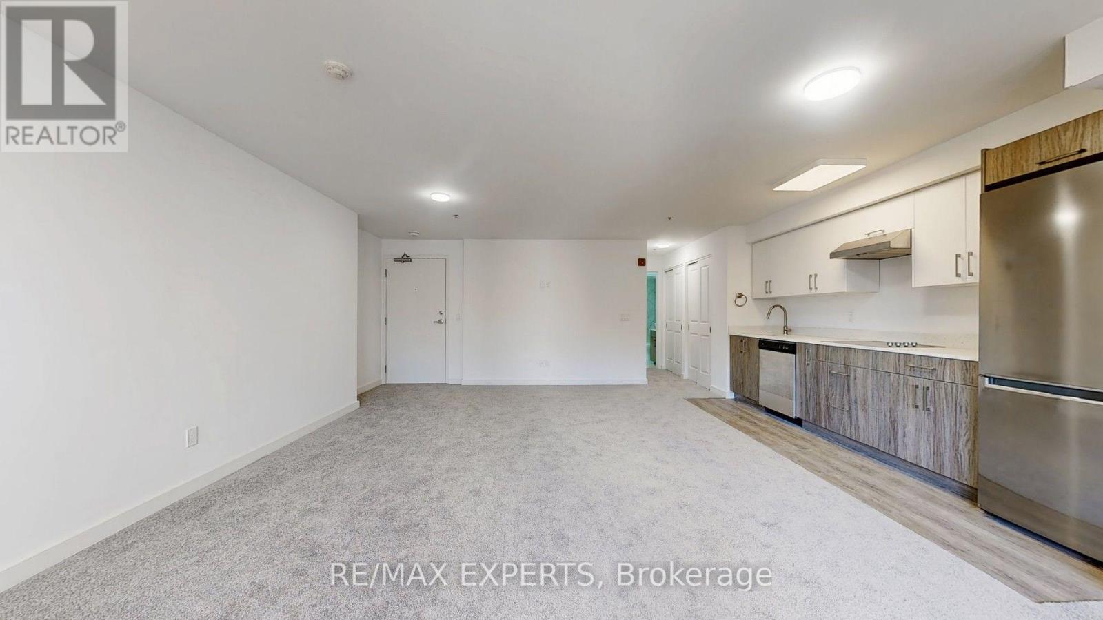 #203 45 CONNAUGHT AVENUE - 6