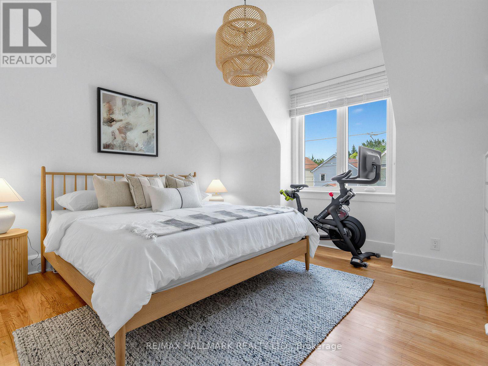 147 CHISHOLM AVENUE - 22