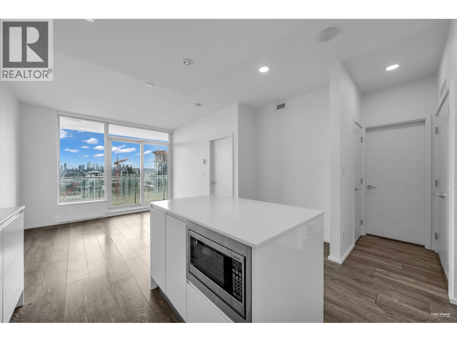 1704 4650 BRENTWOOD BOULEVARD, Burnaby