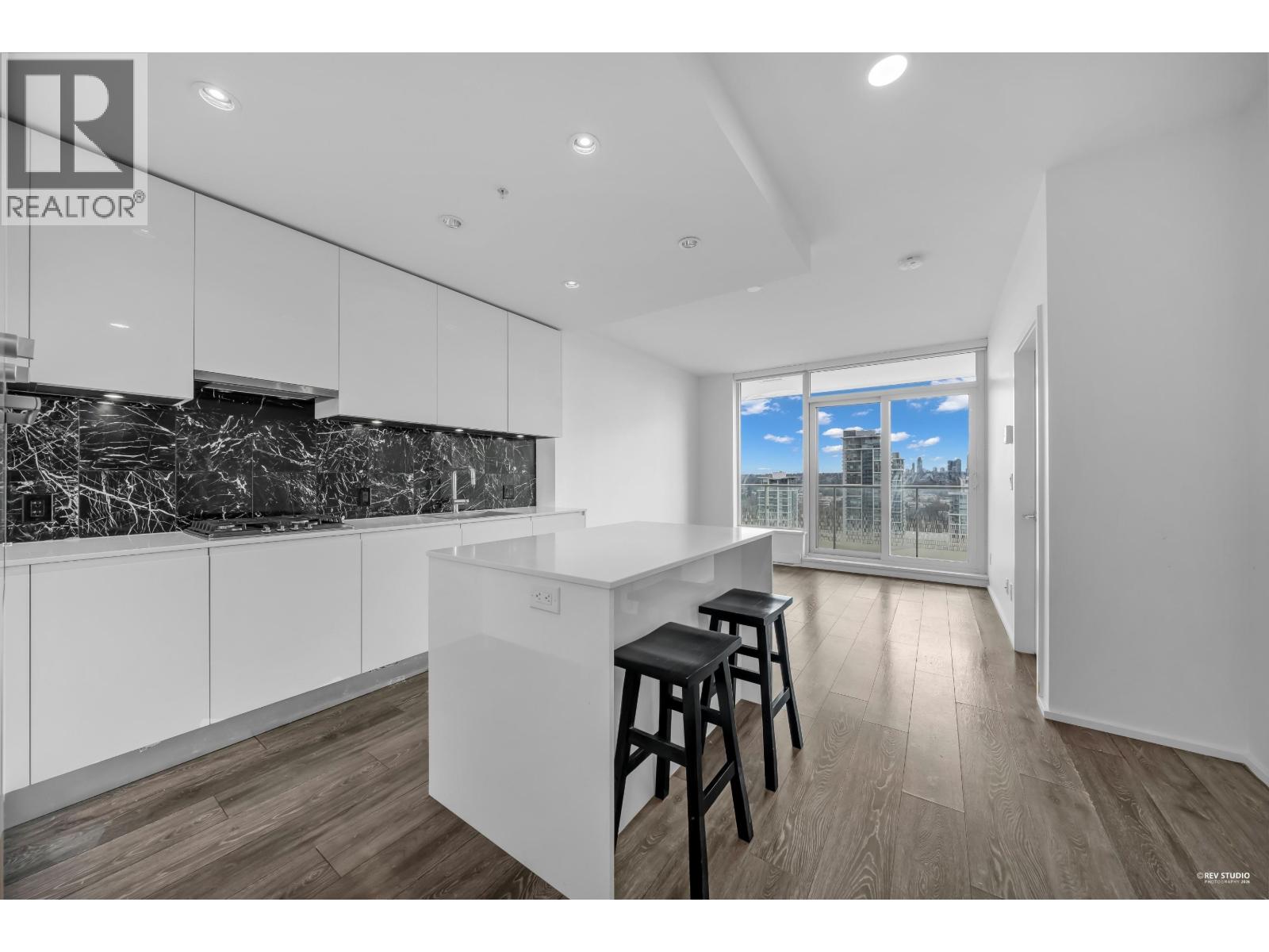 1704 4650 BRENTWOOD BOULEVARD, Burnaby