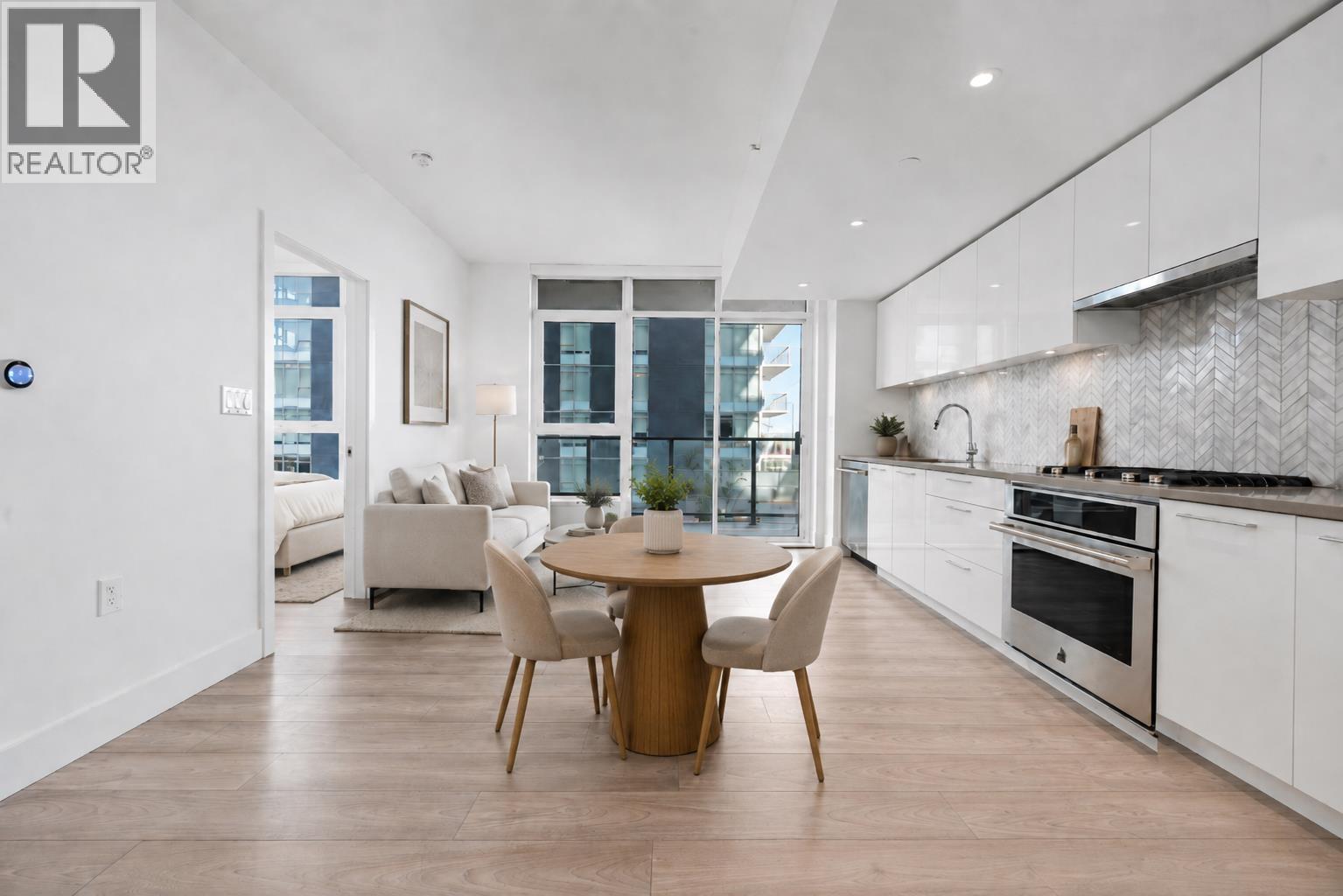 601 8570 RIVERGRASS DRIVE, Vancouver