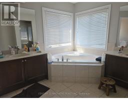 Upper - 118 Santa Amato Crescent, Vaughan, ON L4J0G1 Photo 12