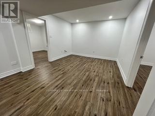 #BSMT 300 Woodspring Avenue, Newmarket (Woodland Hill), Ontario, L3X3B1, Newmarket (Woodland Hill), Ontario — photo 4 of 5