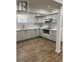 Bsmt - 300 Woodspring Avenue, Newmarket, ON L3X3B1 Photo 11
