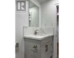 Bsmt - 300 Woodspring Avenue, Newmarket, ON L3X3B1 Photo 13