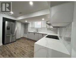 Bsmt - 300 Woodspring Avenue, Newmarket, ON L3X3B1 Photo 8