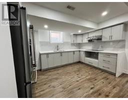 Bsmt - 300 Woodspring Avenue, Newmarket, ON L3X3B1 Photo 9