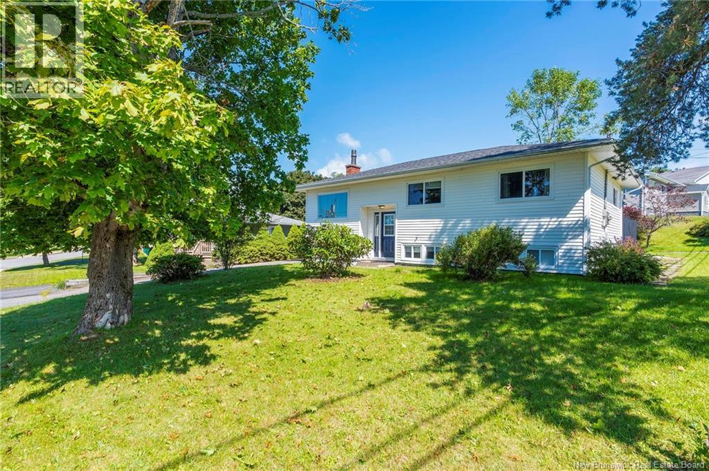 50 Glengarry Drive - 2