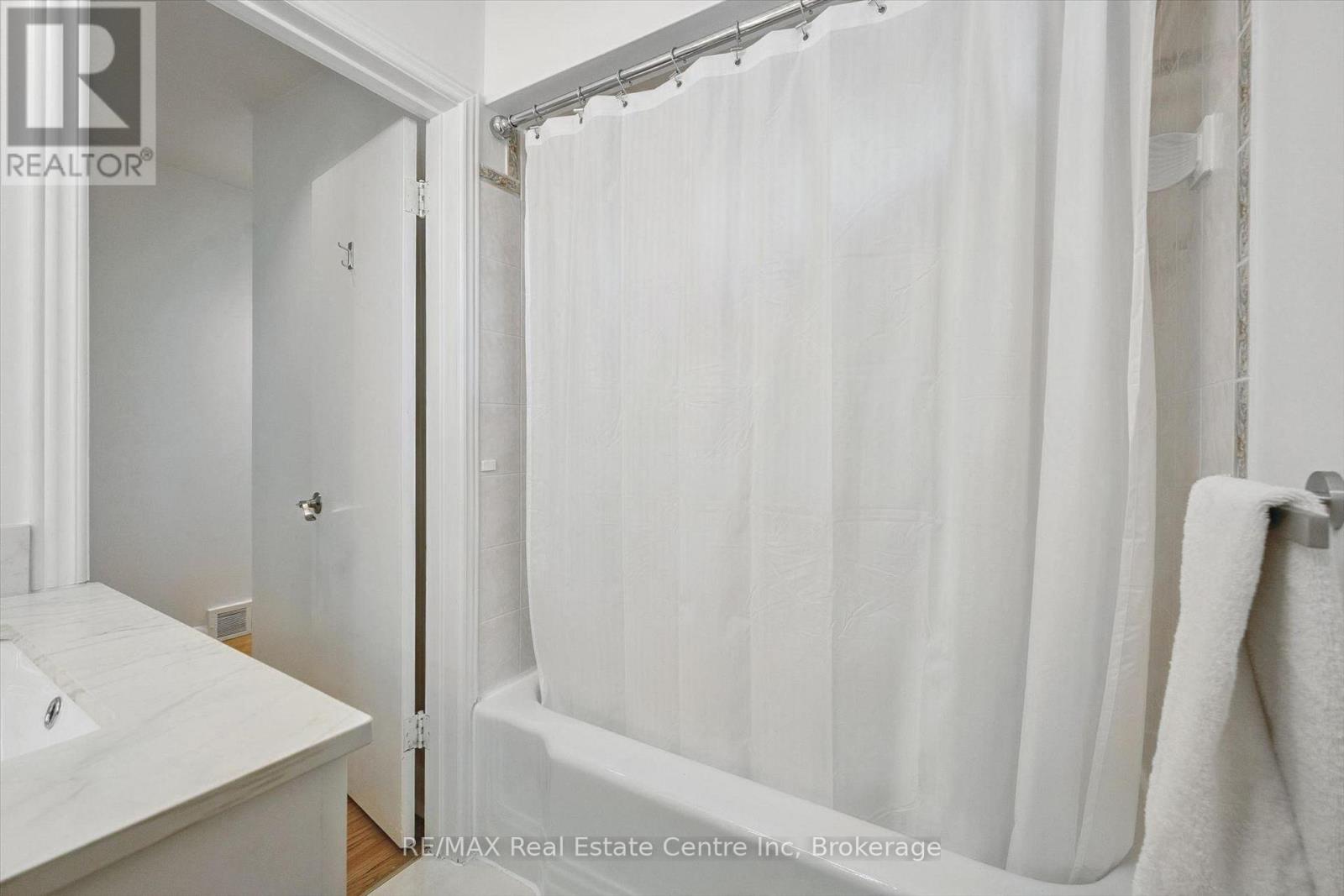 9 HAMEL AVENUE - Image 13