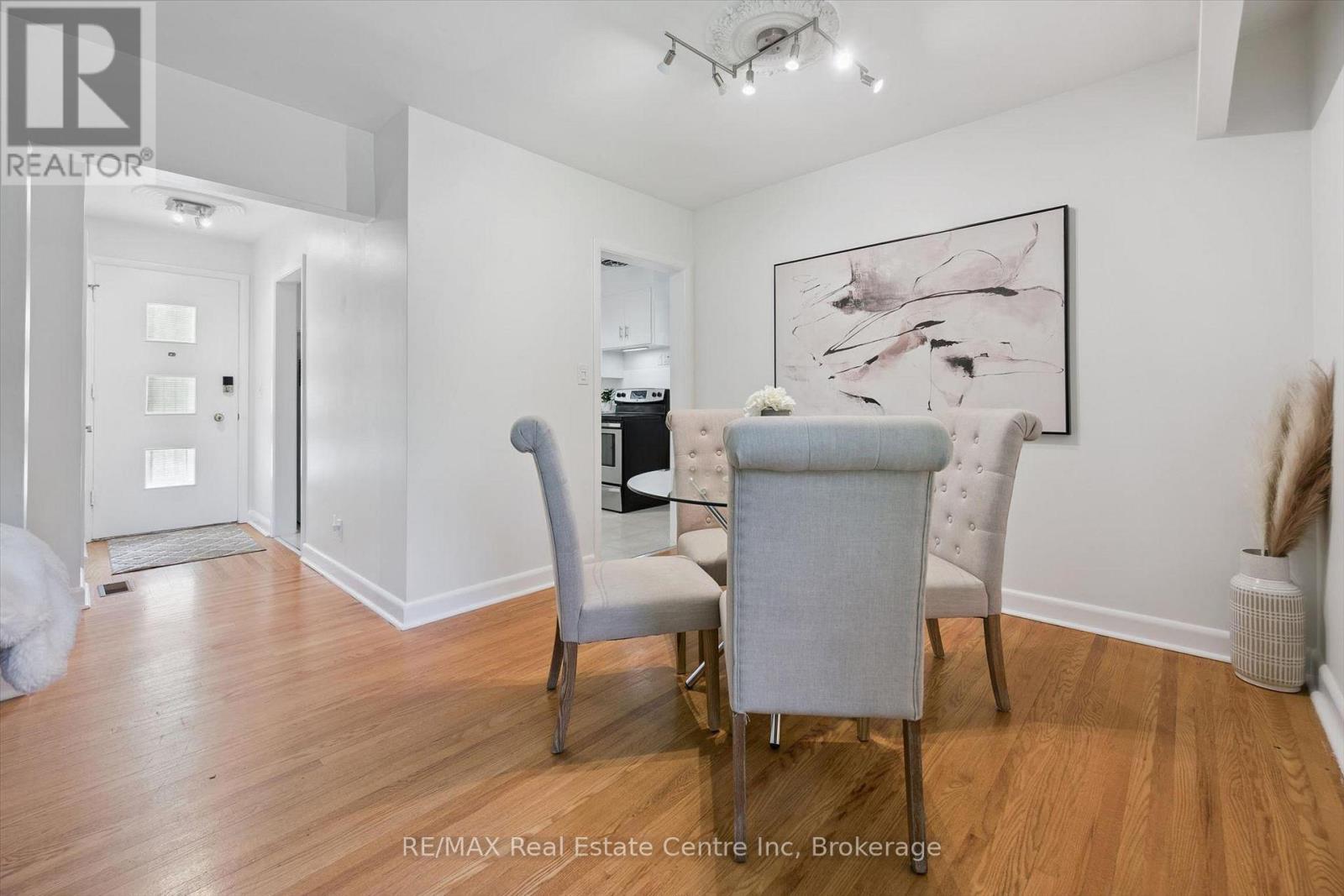 9 HAMEL AVENUE - Image 3