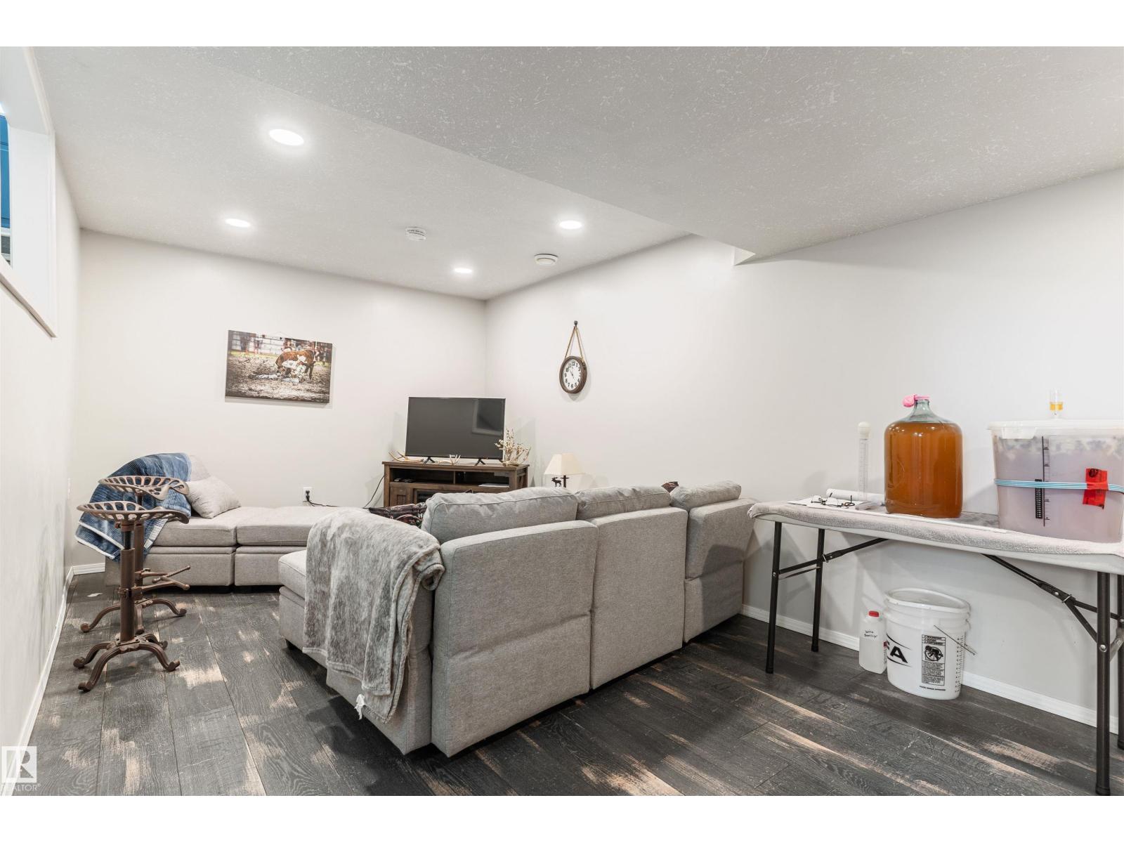 20 Township 484 RD - Image 42