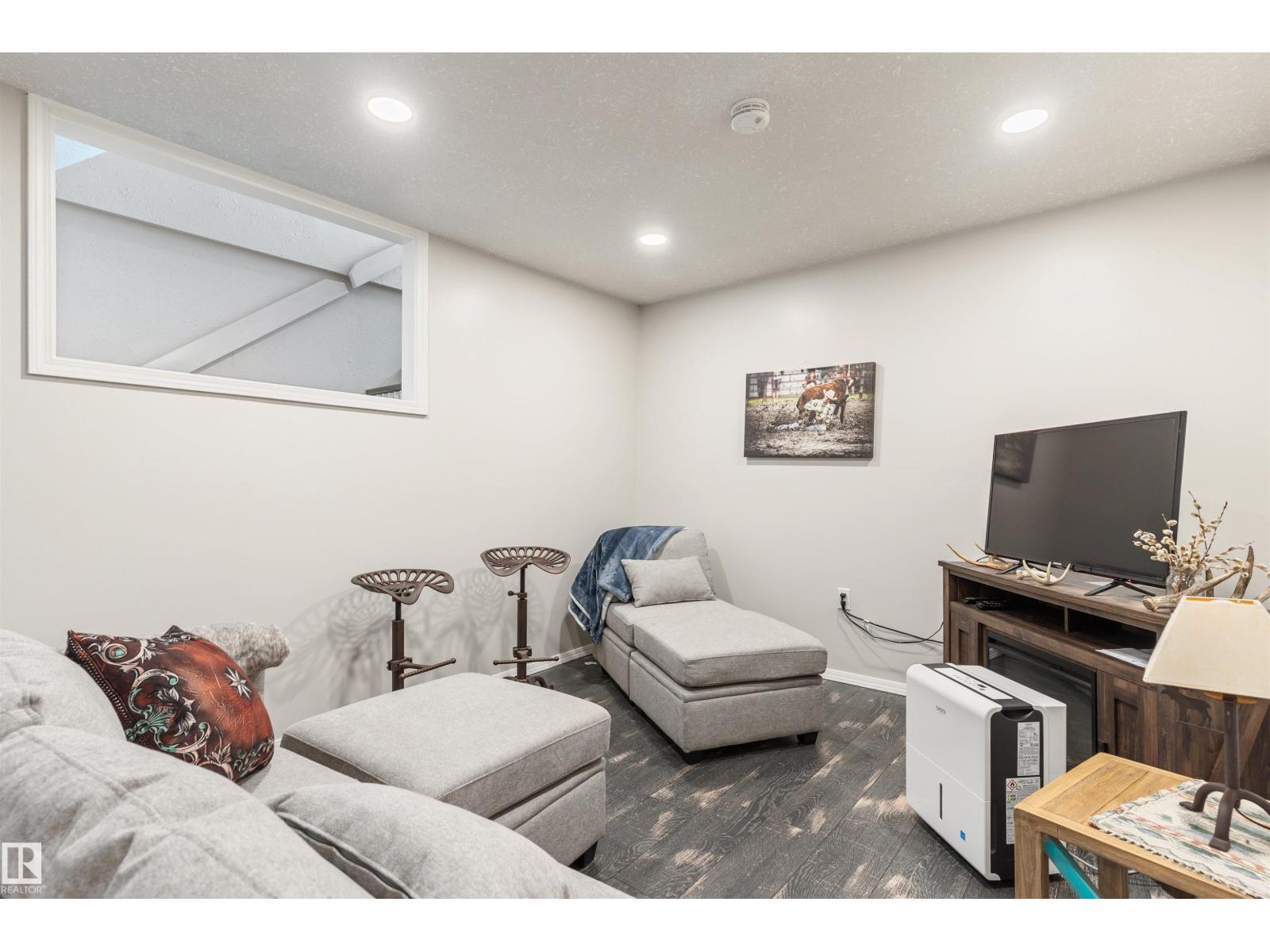 20 Township 484 RD - 43